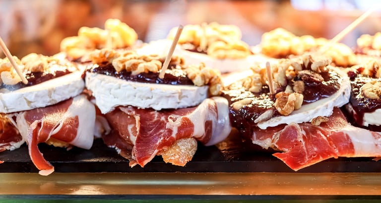 Tapas Variadas - Selección de tapas ibéricas y quesos